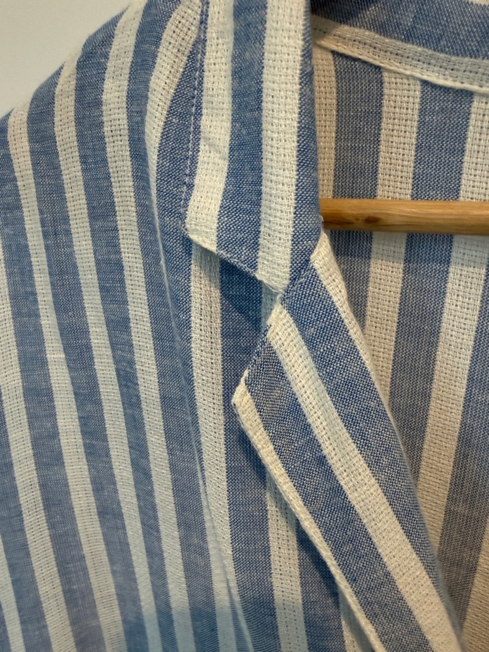 Evereve Blue and White Striped Crop Button-Up Top - Picture 3 of 5